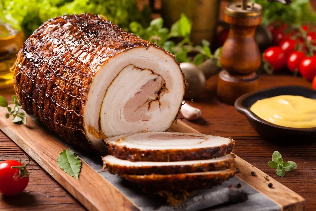 Jak długo piec surowy boczek w piekarniku, aby był idealny?