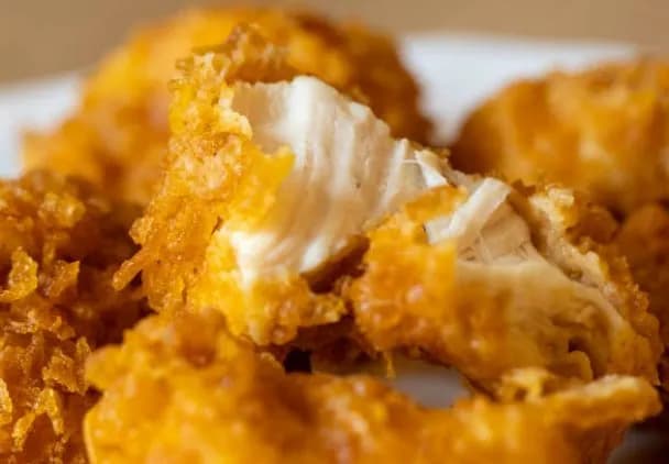 Jak zrobić panierkę do kurczaka, aby była chrupiąca i smaczna